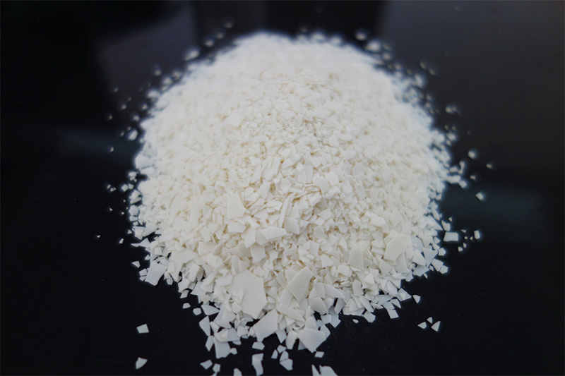 有哪些因素會影響到氯化聚乙烯的分解溫度？